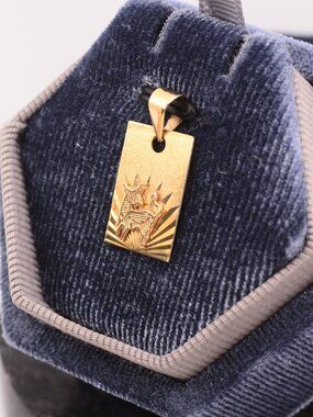 10K Medallion Zodiac Animal